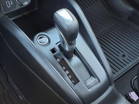 Used 2025 Nissan Kicks Play S image 13