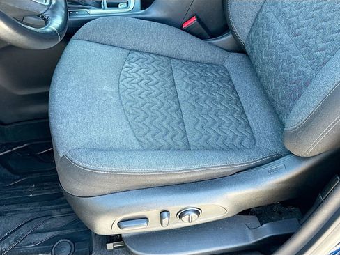 Used 2022 Chevrolet Equinox LT image 18