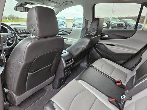 Used 2018 Chevrolet Equinox Premier image 25