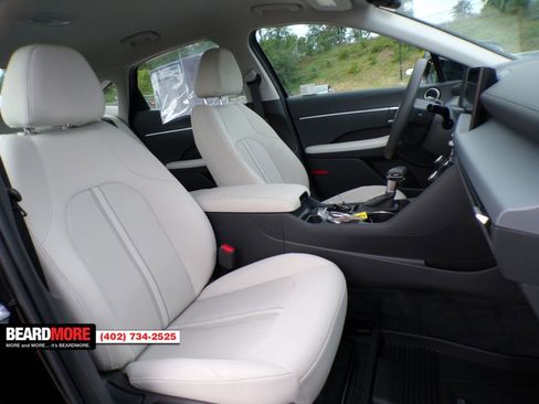 Used 2025 Hyundai Sonata SE image 28