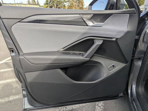 New 2026 Volkswagen Tiguan SE image 10