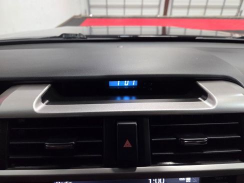 Used 2022 Toyota 4Runner SR5 Premium image 53