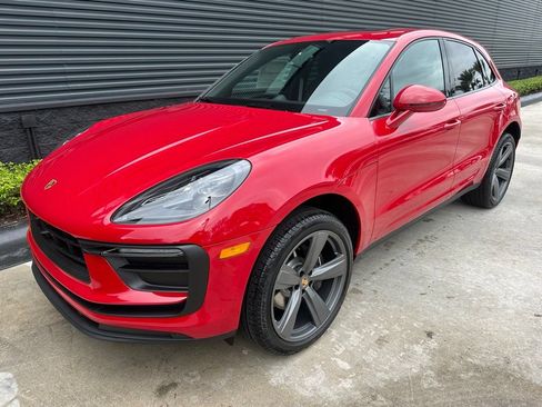 Used 2026 Porsche Macan Turbo AWD/4WD image 7