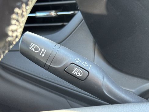 Used 2024 Buick Encore GX Sport Touring image 16