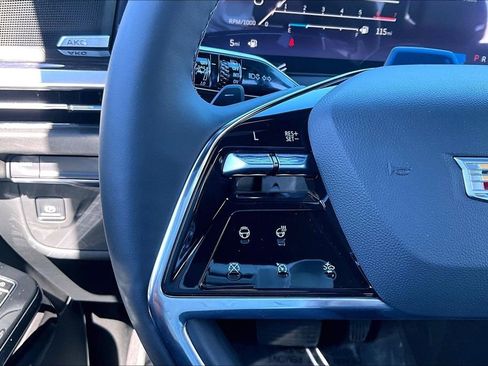 New 2026 Cadillac Escalade ESV 2WD image 22