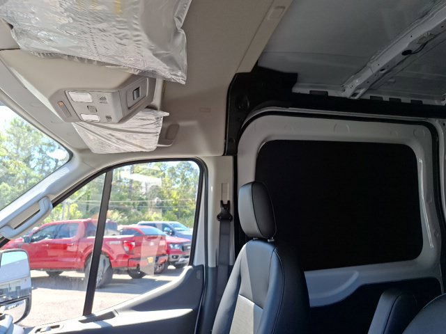 New 2027 Ford Transit 250 148 Medium Roof w/ Load Area Protection Package RWD image 15