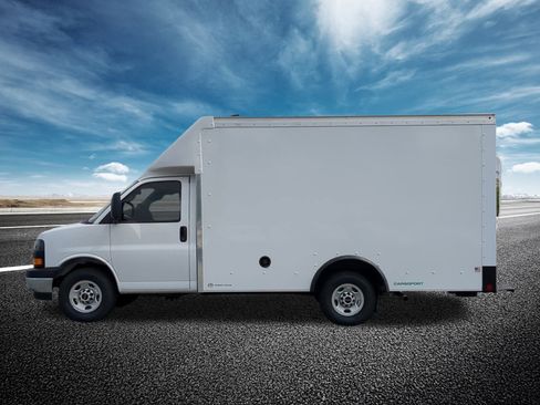 New 2025 GMC Savana 3500 w/ Power Convenience Package image 24