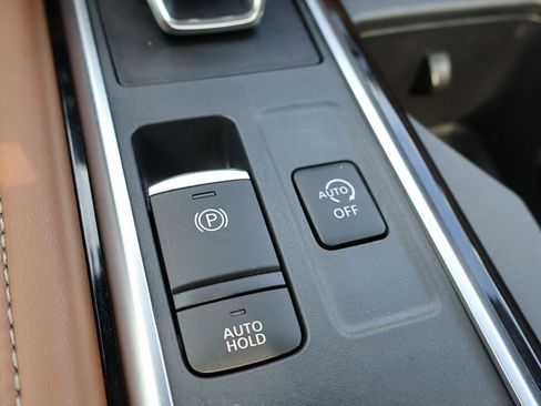 Used 2024 Nissan Pathfinder Platinum w/ Cargo Package AWD/4WD image 55