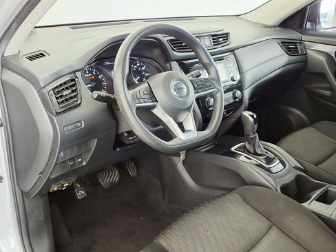 Used 2017 Nissan Rogue S FWD image 14