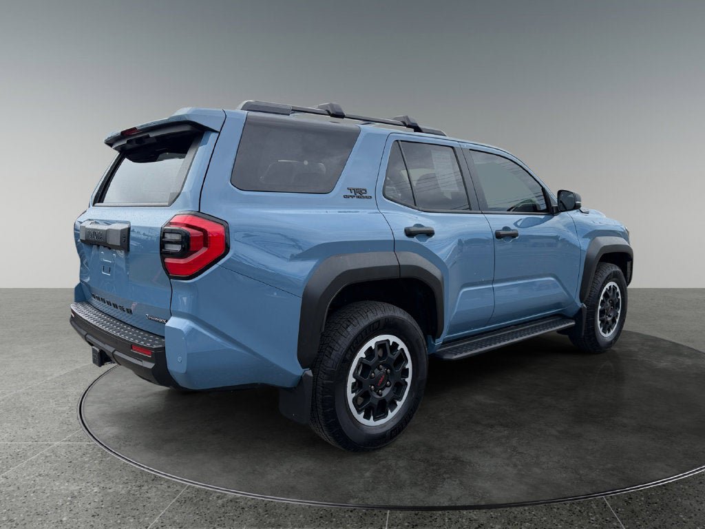 Used 2025 Toyota 4Runner TRD Off-Road AWD/4WD image 9