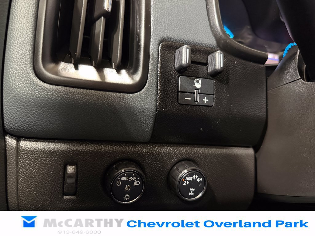 Used 2022 Chevrolet Colorado Z71 AWD/4WD image 18