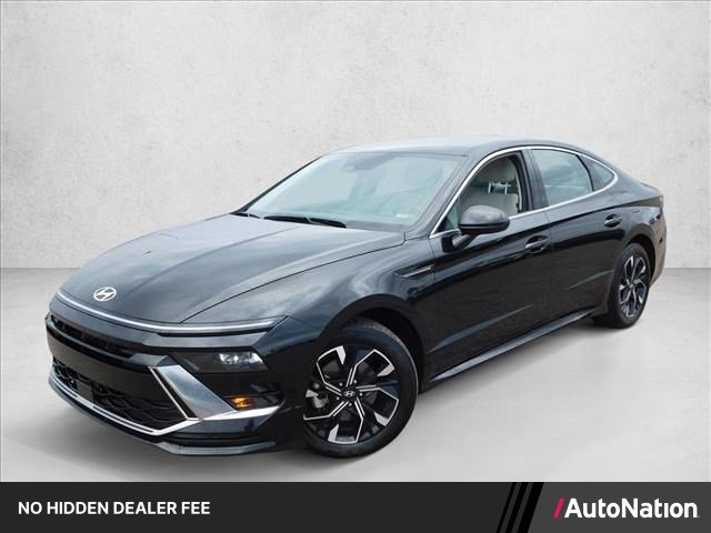 Used 2025 Hyundai Sonata SEL FWD image 1