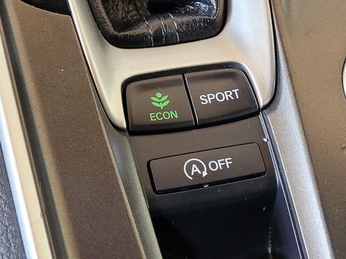 Used 2022 Honda Accord Sport image 15