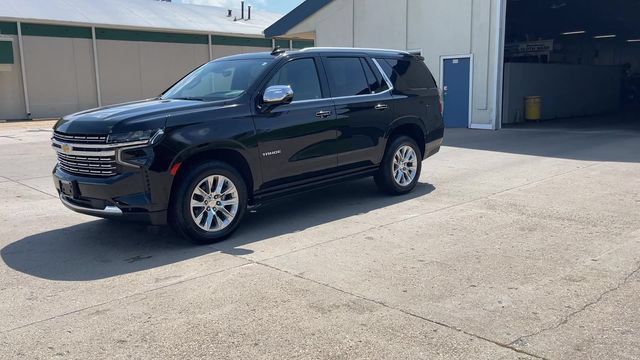 Used 2023 Chevrolet Tahoe Premier w/ Premium Package AWD/4WD image 4