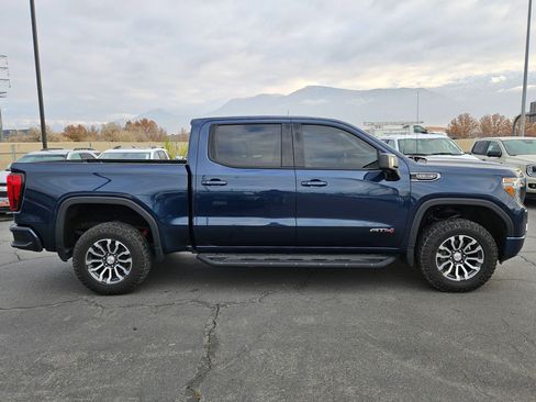 Used 2020 GMC Sierra 1500 AT4 w/ AT4 Premium Package image 2
