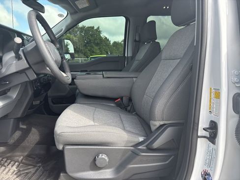Used 2024 Ford F250 XL w/ STX Appearance Package image 17