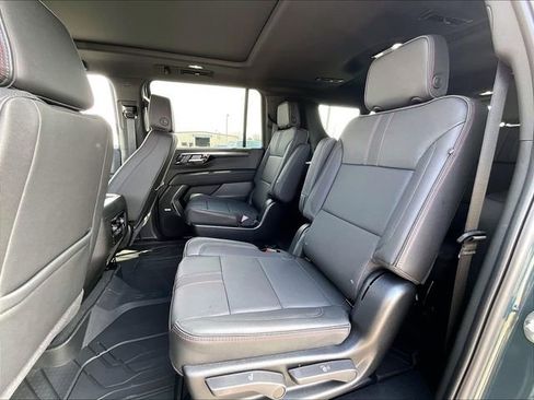 New 2026 Chevrolet Suburban RST w/ Comfort Package image 14