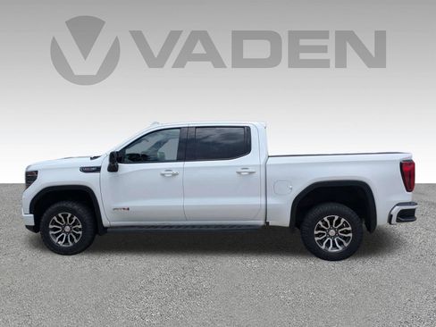Used 2022 GMC Sierra 1500 AT4 w/ AT4 Premium Package AWD/4WD image 25