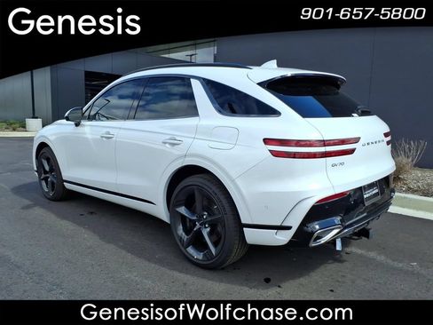 Used 2026 Genesis GV70 2.5T Sport Prestige AWD/4WD image 3