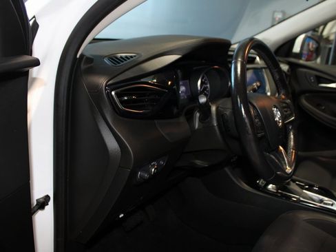 Used 2020 Buick Encore GX Select image 13