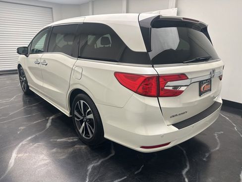 Used 2018 Honda Odyssey Elite image 4