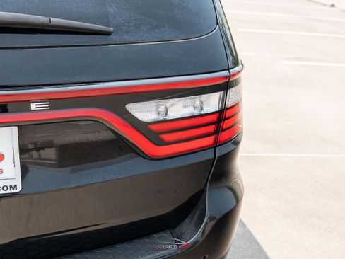Used 2018 Dodge Durango R/T w/ Blacktop Package AWD/4WD image 45