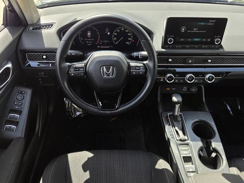 Certified 2024 Honda Civic EX image 12