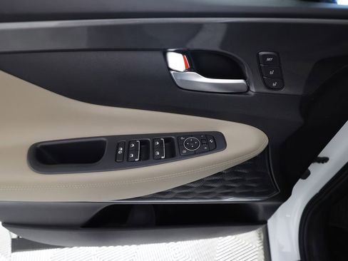Used 2022 Hyundai Santa Fe Limited FWD image 16