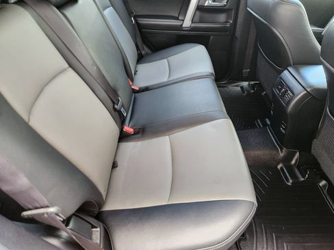 Used 2014 Toyota 4Runner SR5 Premium RWD image 30