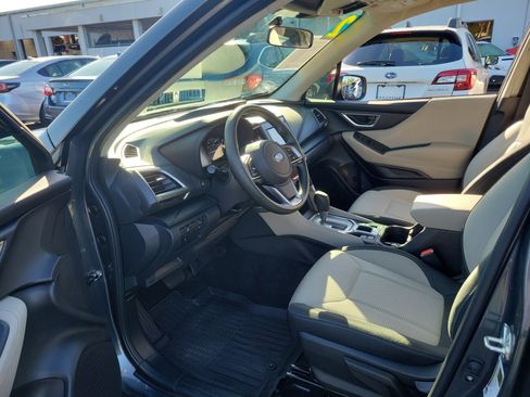 Certified 2022 Subaru Forester image 23