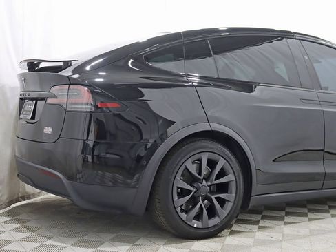 Used 2022 Tesla Model X Plaid AWD/4WD image 9