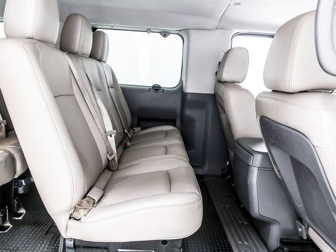 Used 2020 Nissan NV 3500 SL RWD image 30