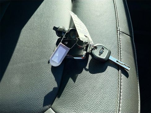 Used 2022 Chevrolet Colorado ZR2 w/ ZR2 Midnight Special Edition image 33