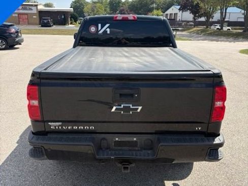 Used 2018 Chevrolet Silverado 1500 LT w/ Midnight Edition AWD/4WD image 9