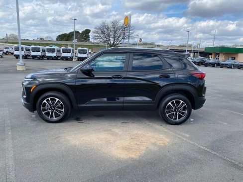 Used 2025 Chevrolet TrailBlazer LT image 5