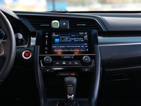 Used 2018 Honda Civic EX image 41