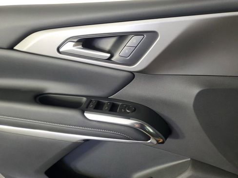New 2026 Chevrolet Traverse LT w/ Sun and Wheel Package FWD image 28