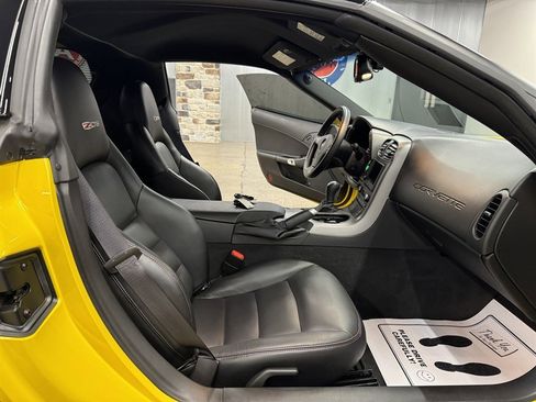 Used 2007 Chevrolet Corvette Z06 w/ Preferred Equipment Group image 31