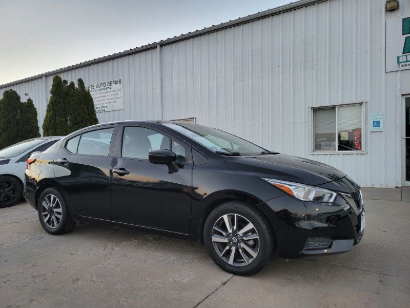 Used 2021 Nissan Versa SV FWD image 1