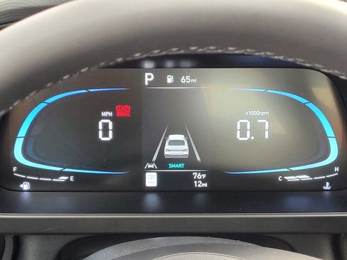 New 2025 Hyundai Elantra Sport image 9