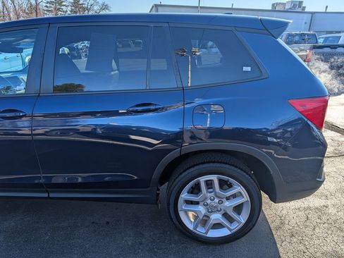 Used 2024 Honda Passport EX-L image 4