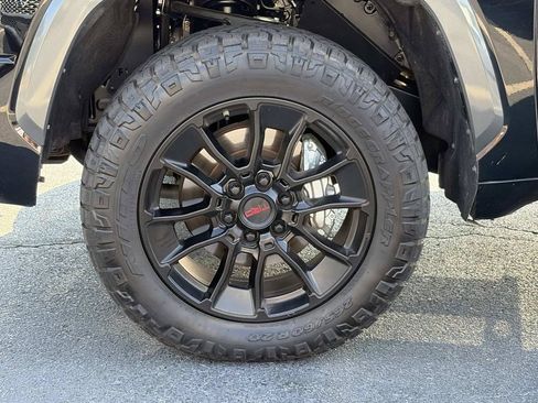 Used 2026 Toyota Tundra Limited AWD/4WD image 11