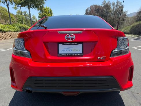 Used 2016 Scion tC FWD image 4