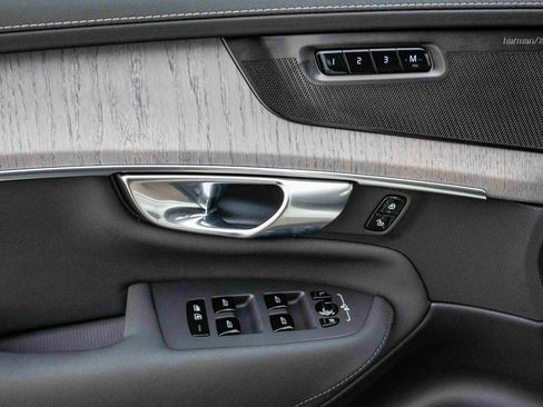 New 2026 Volvo XC90 B6 Ultra w/ Lounge Package image 31