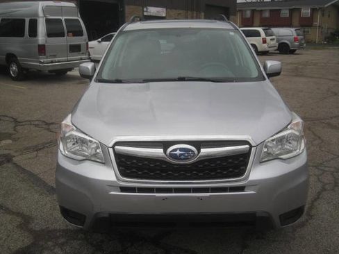 Used 2016 Subaru Forester 2.5i Premium w/ All-Weather Package image 2