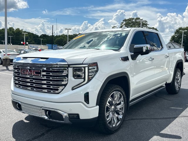 Used 2023 GMC Sierra 1500 Denali w/ Denali Reserve Package AWD/4WD image 9