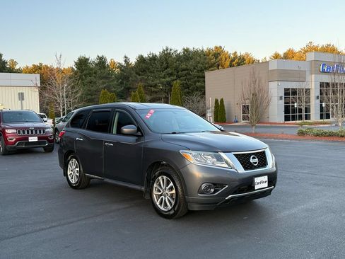 Used 2014 Nissan Pathfinder S AWD/4WD image 8