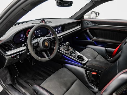 Used 2022 Porsche 911 GT3 RWD image 47