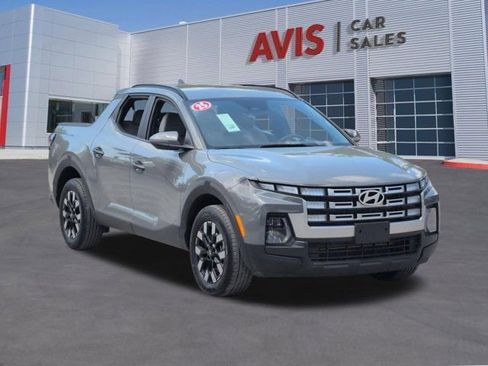 Used 2025 Hyundai Santa Cruz SEL FWD image 3