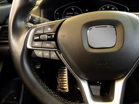 Used 2022 Honda Accord Sport image 26